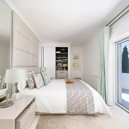 Casa di campagna Elegance Modern Casa Estômbar